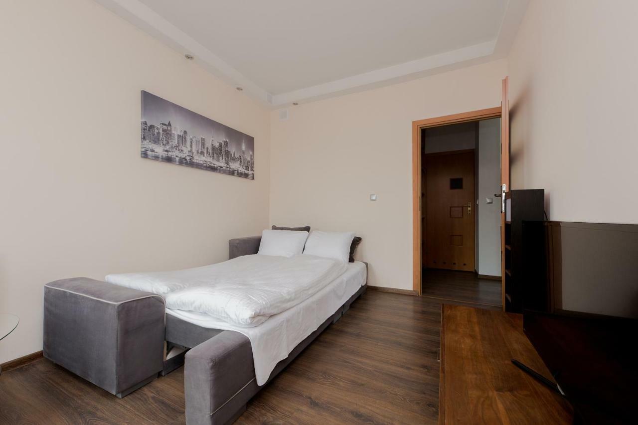 Shortstaypoland Staszica Varsavia Esterno foto